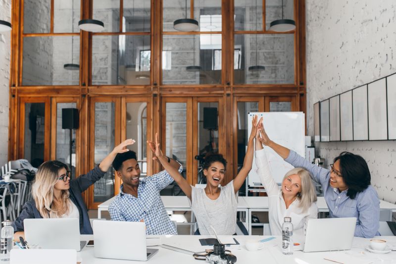 Estagiários: por que abrir espaço para eles na sua empresa?